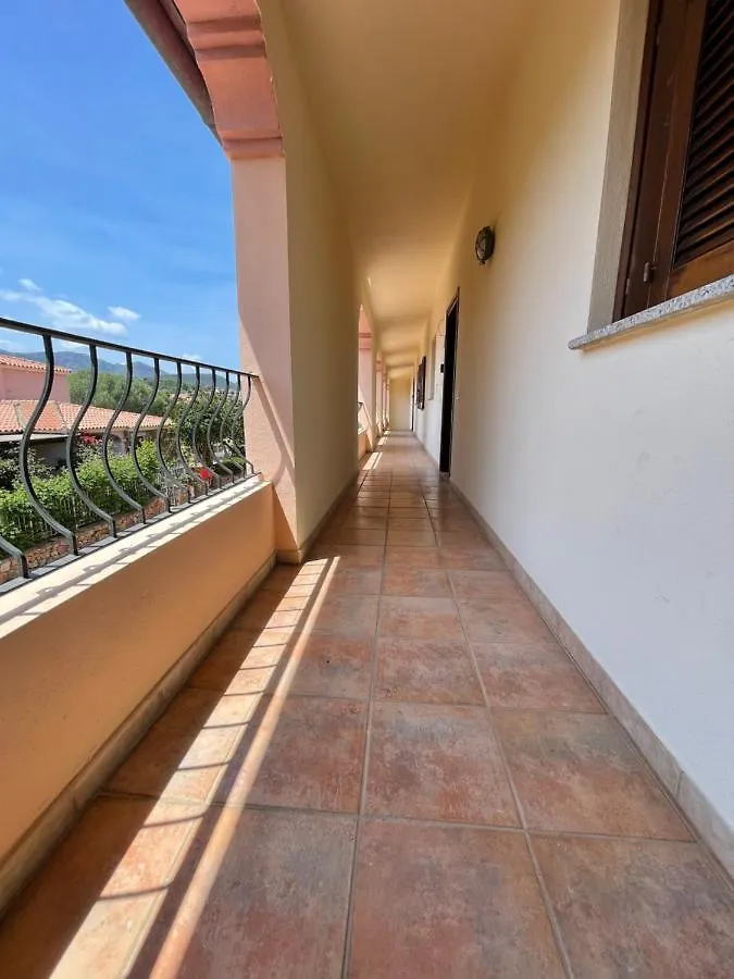 Апартаменты Luxury House San Teodoro Center 0*, Сан-Теодоро Италия