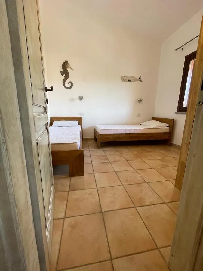 Luxury House San Teodoro Center Appartamento 0*, San Teodoro (Sardinia)